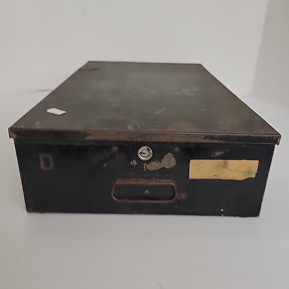 Vintage Metal Strongbox‎ Bank Safe Deposit File Cabinet Box